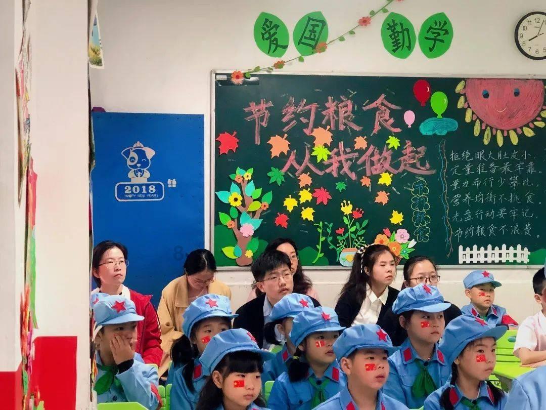 松江学子雪雕作品在哈尔滨出圈，国际大赛获奖